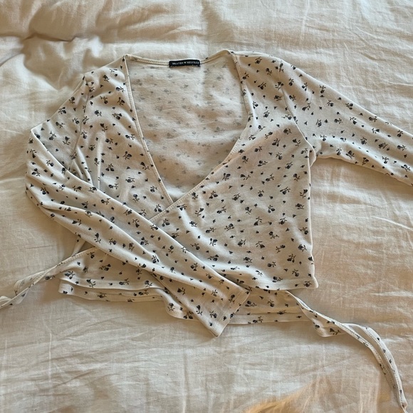 Brandy Melville Wrap Top - Picture 1 of 3
